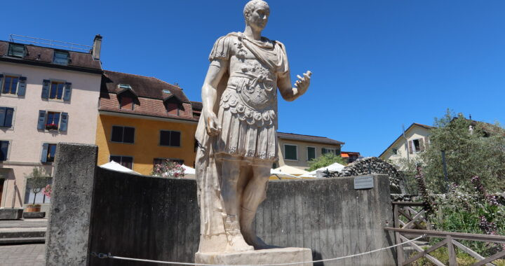 Julius Caesar Statue, Nyon Roman Museum
