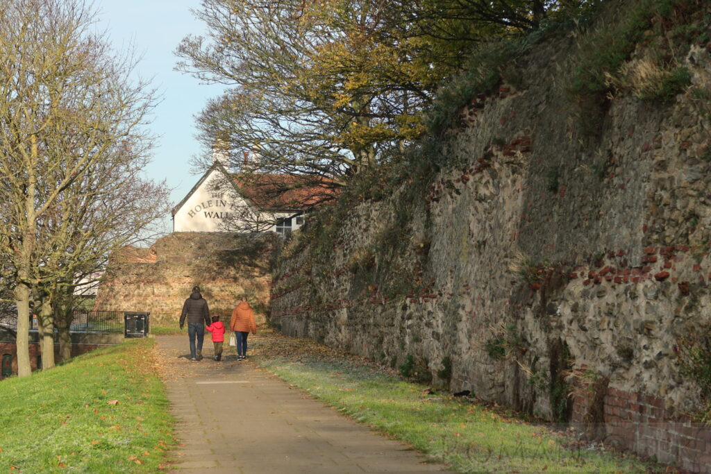 Balkerne Gate and the Hole in the Wall pub