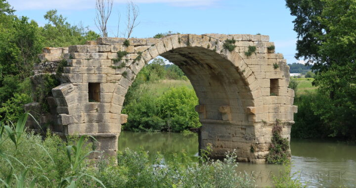 Pont Ambroix Roman Bridge at Ambrussum, Lunel