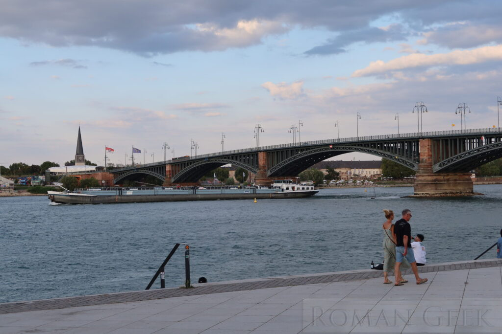 Theodor Heuss Bridge, Mainz