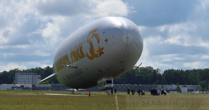 Zeppelin Sightseeing Tours, Friedrichshafen Airport